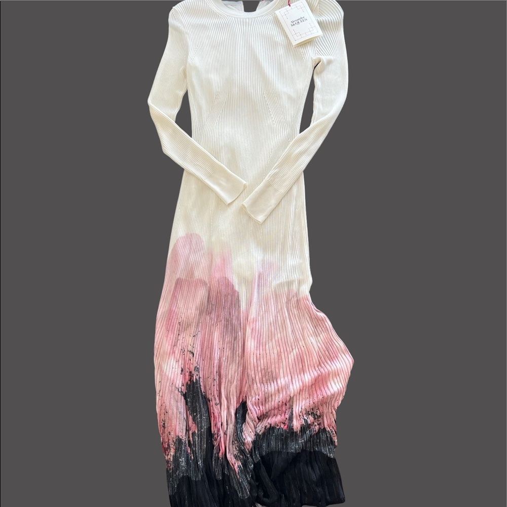 BN with tags Alexander McQueen maxi dress with long sleeves - gorgeous flow